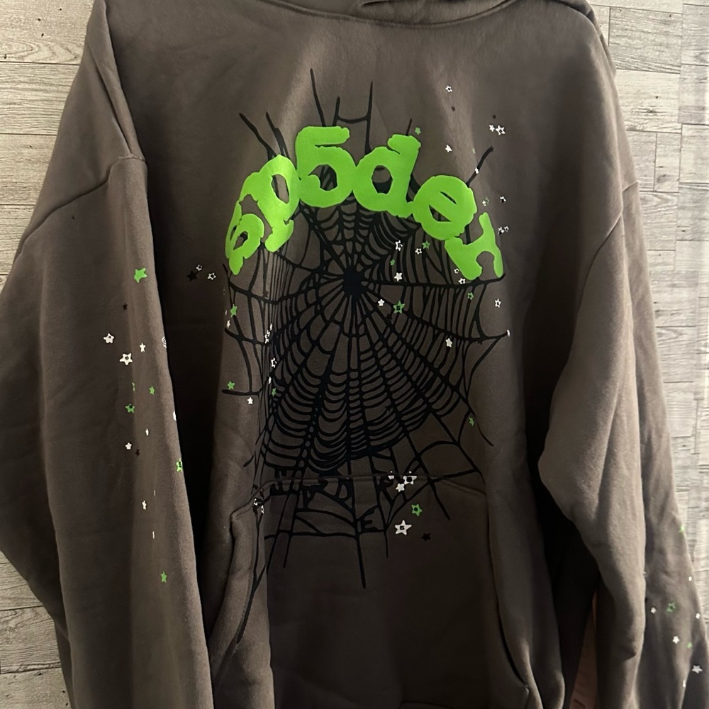 Sp5der Men's Brown Hoodie with Green Design